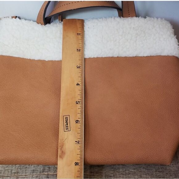 NANETTE LEPORE Sherpa & Vegan Faux Leather 2 In 1 Crossbody Or Hand Bag - Picture 12 of 12